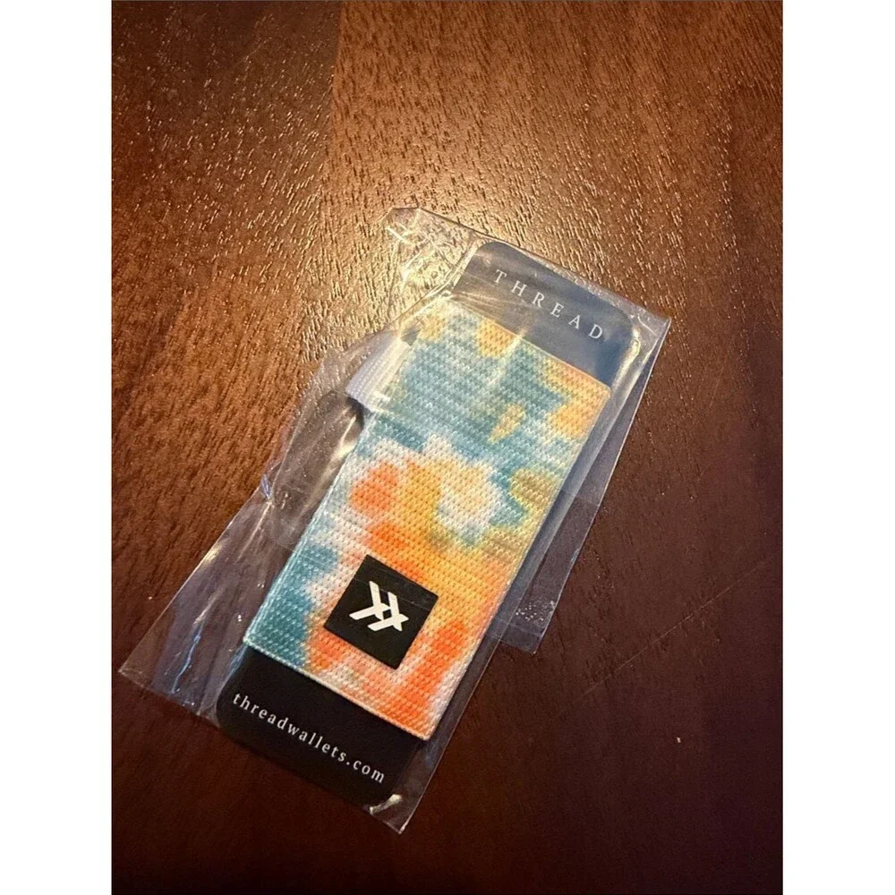 Unbranded compact card